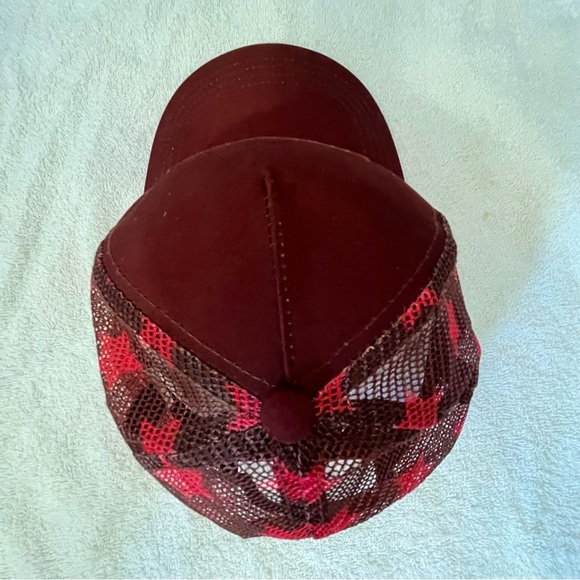 Eau Claire Marathon Adjustable Maroon Trucker Hat - Picture 8 of 14